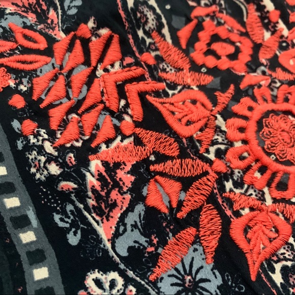 Bohemian Print Embroidered Cross-Back Tank - Picture 3 of 5